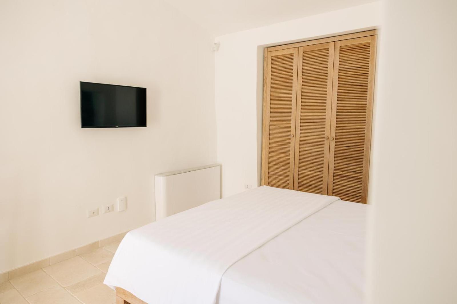 Hotel Dimora Stune Ostuni Esterno foto