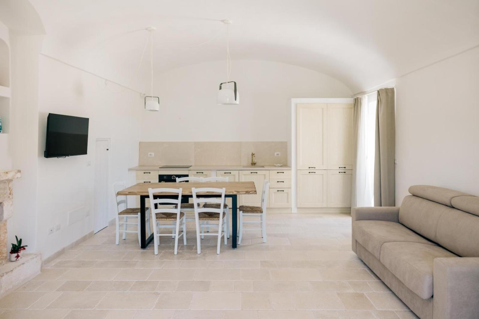 Hotel Dimora Stune Ostuni Esterno foto