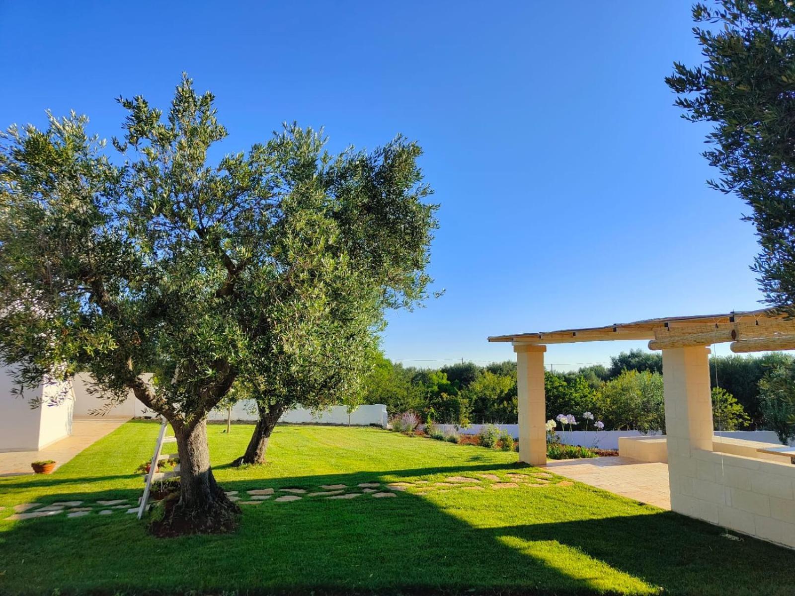 Hotel Dimora Stune Ostuni Esterno foto